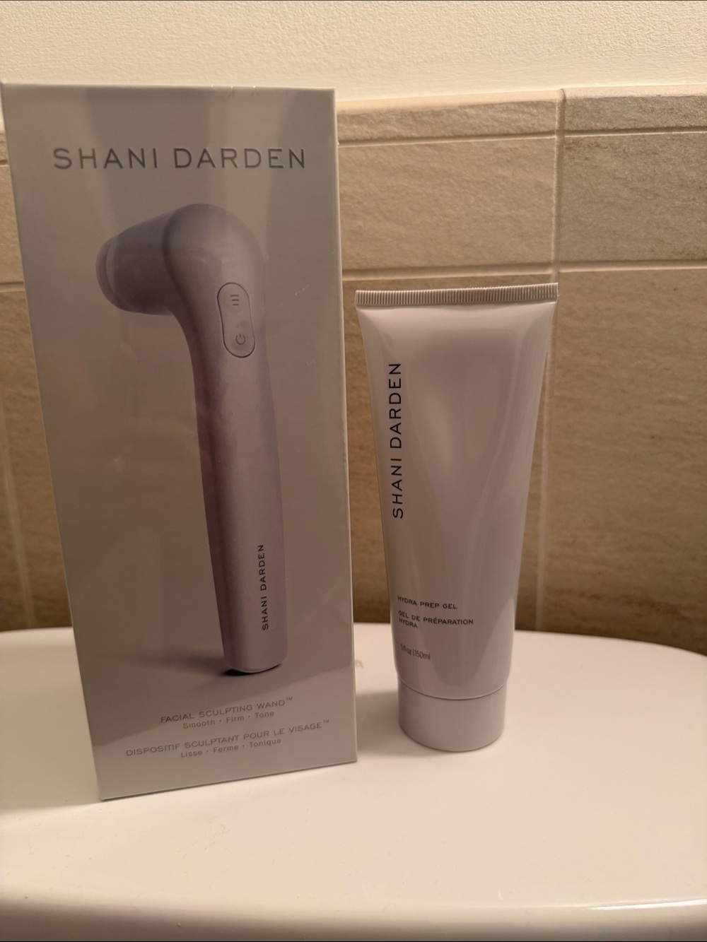 Shani Darden Facial Sculpting Wand and Hydra Prep Gel